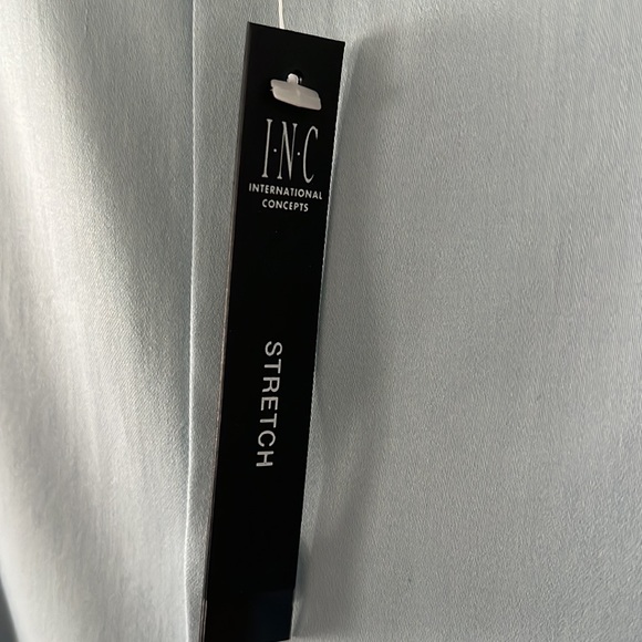 Men’s Button Down Dress Shirt - Picture 4 of 7